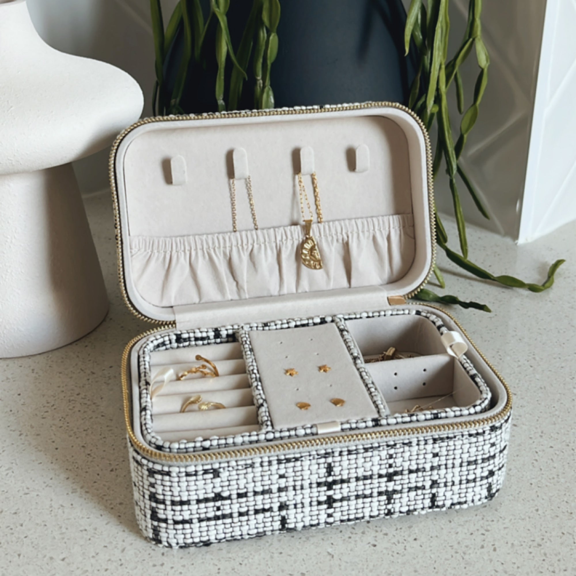 Large Tweed Jewellery Box-Cream